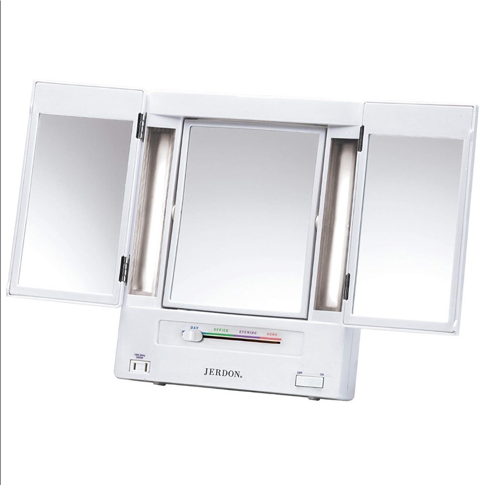 Jerdon Tri-Fold Two-Sided Lighted Makeup Mirror